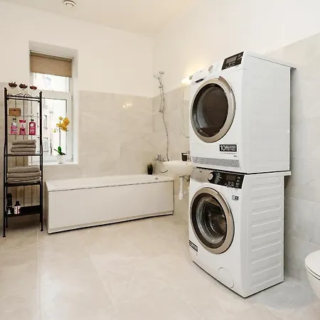 Arida Apartment *